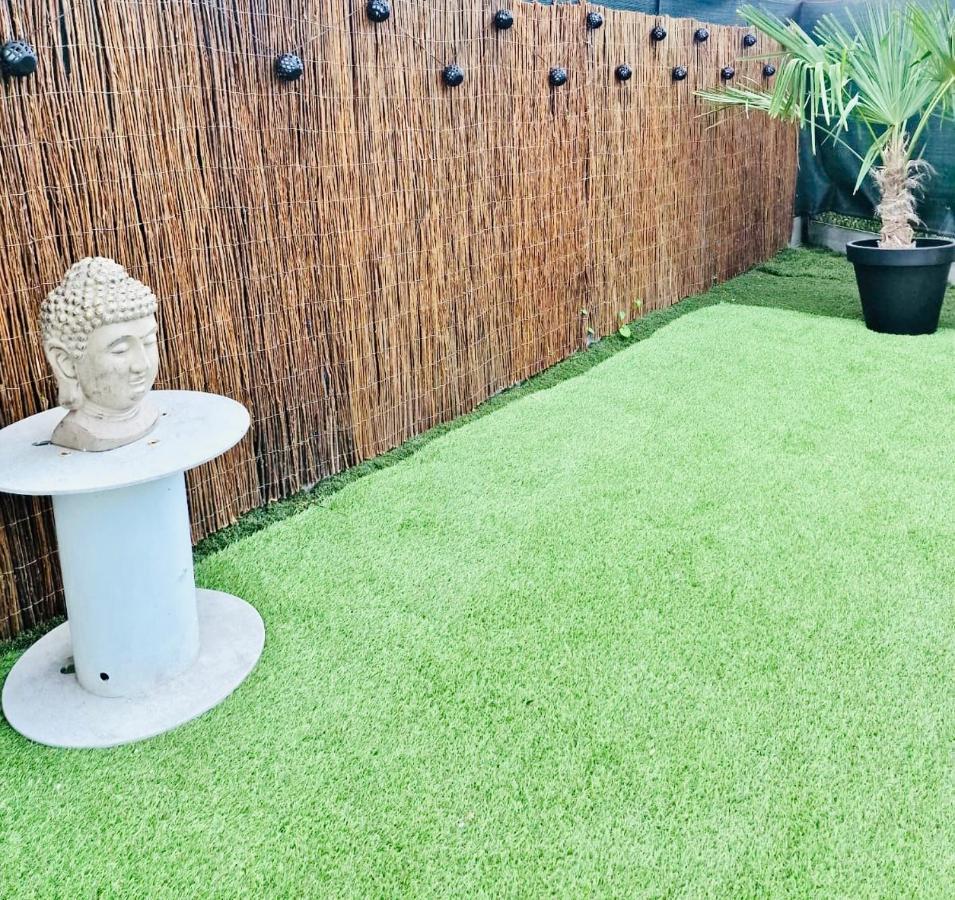 Jungle Avec Balneo A 10 Min De Disneyland Paris Appartement Serris